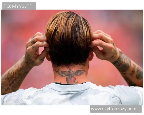 外国足球明星身上的纹身背后的故事与意义解析